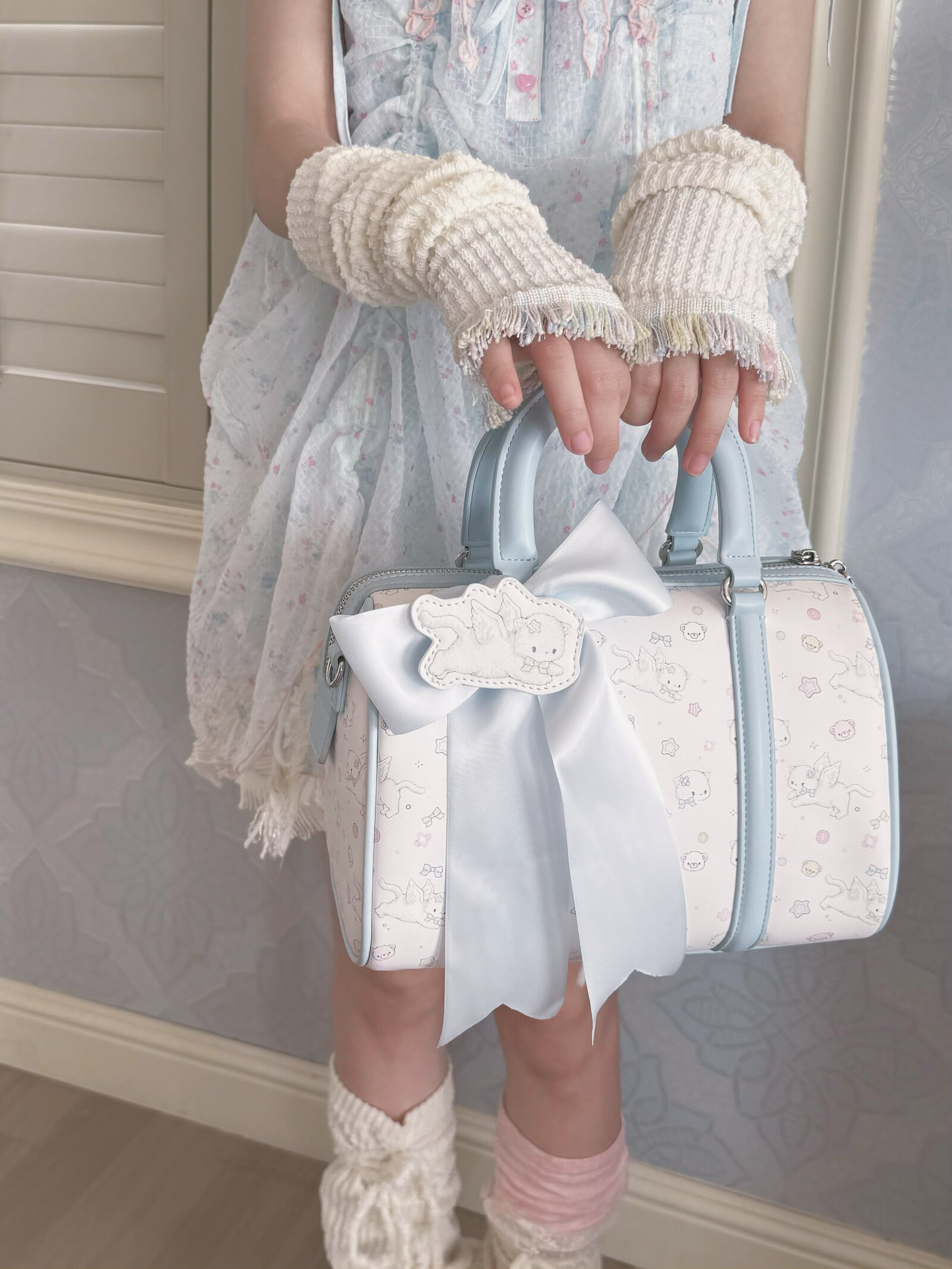Fuwa Fuwa Ribbon Accent Handbags