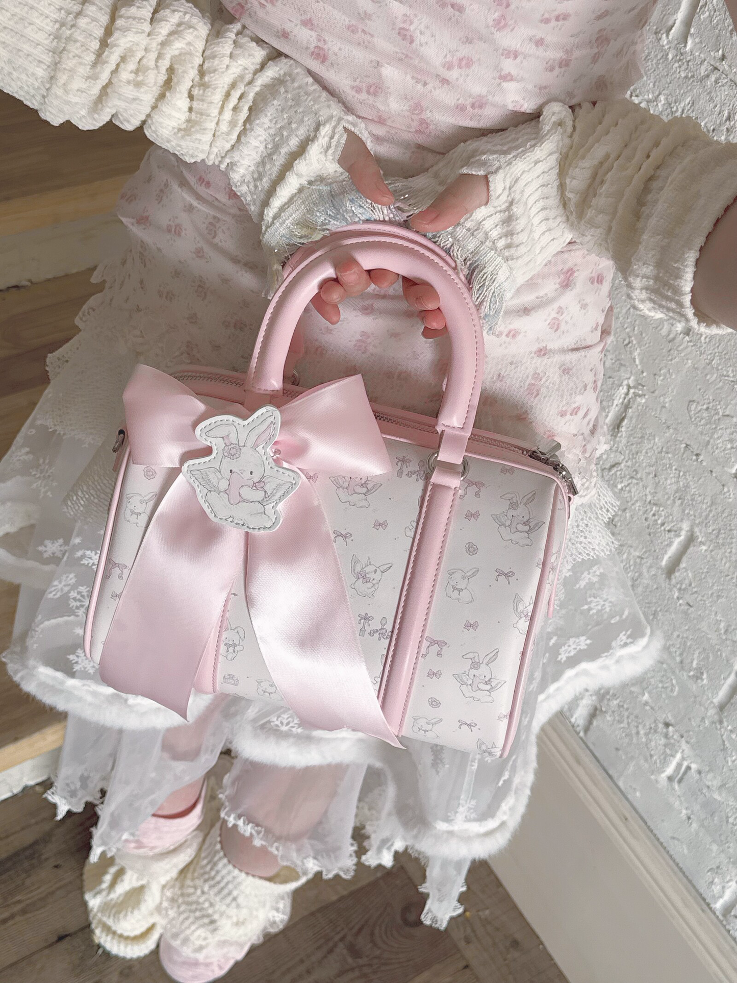 Fuwa Fuwa Ribbon Accent Handbags